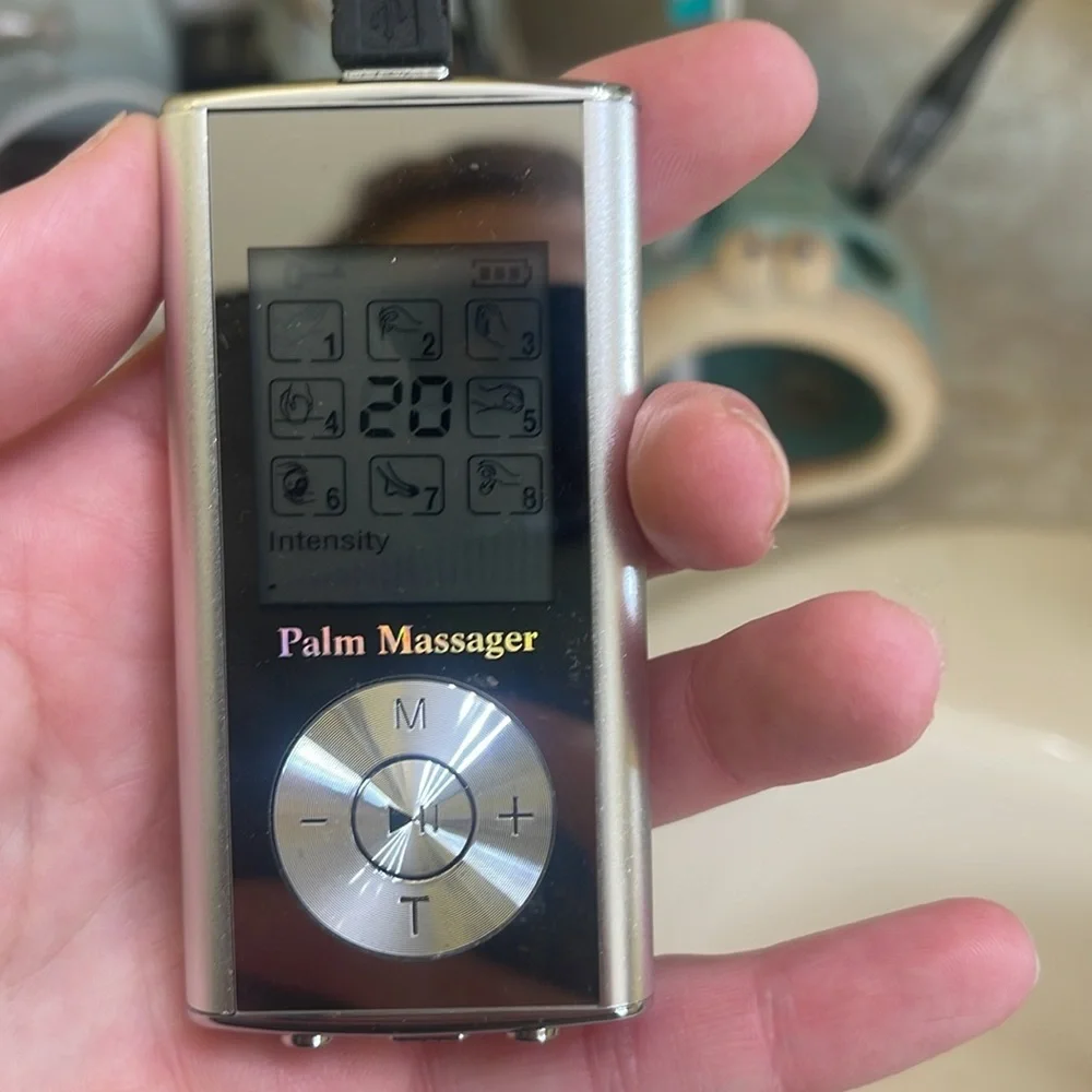 TENS unit - Picture 3 of 3